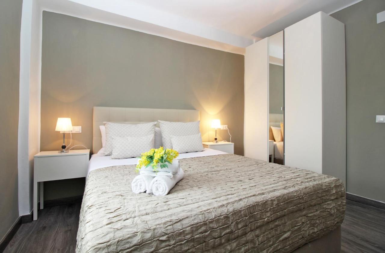 Del Parque Flats - San Millan Apartment Malaga Ngoại thất bức ảnh
